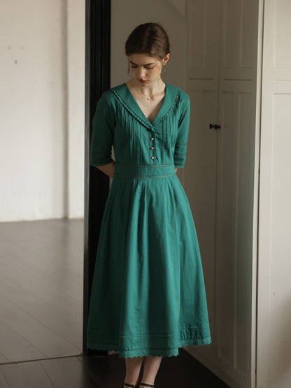 Fiona – Midi-Kleid aus 100% Baumwolle mit V-Ausschnitt