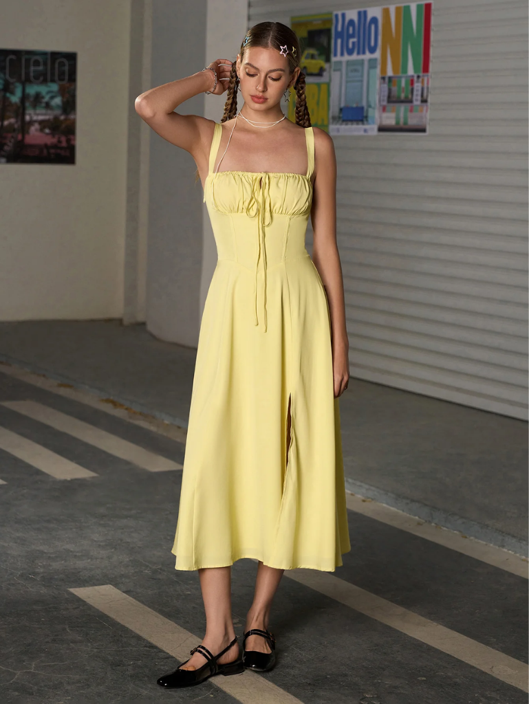 Gerüschtes Bustier Kleid mit Spalt und Trägern