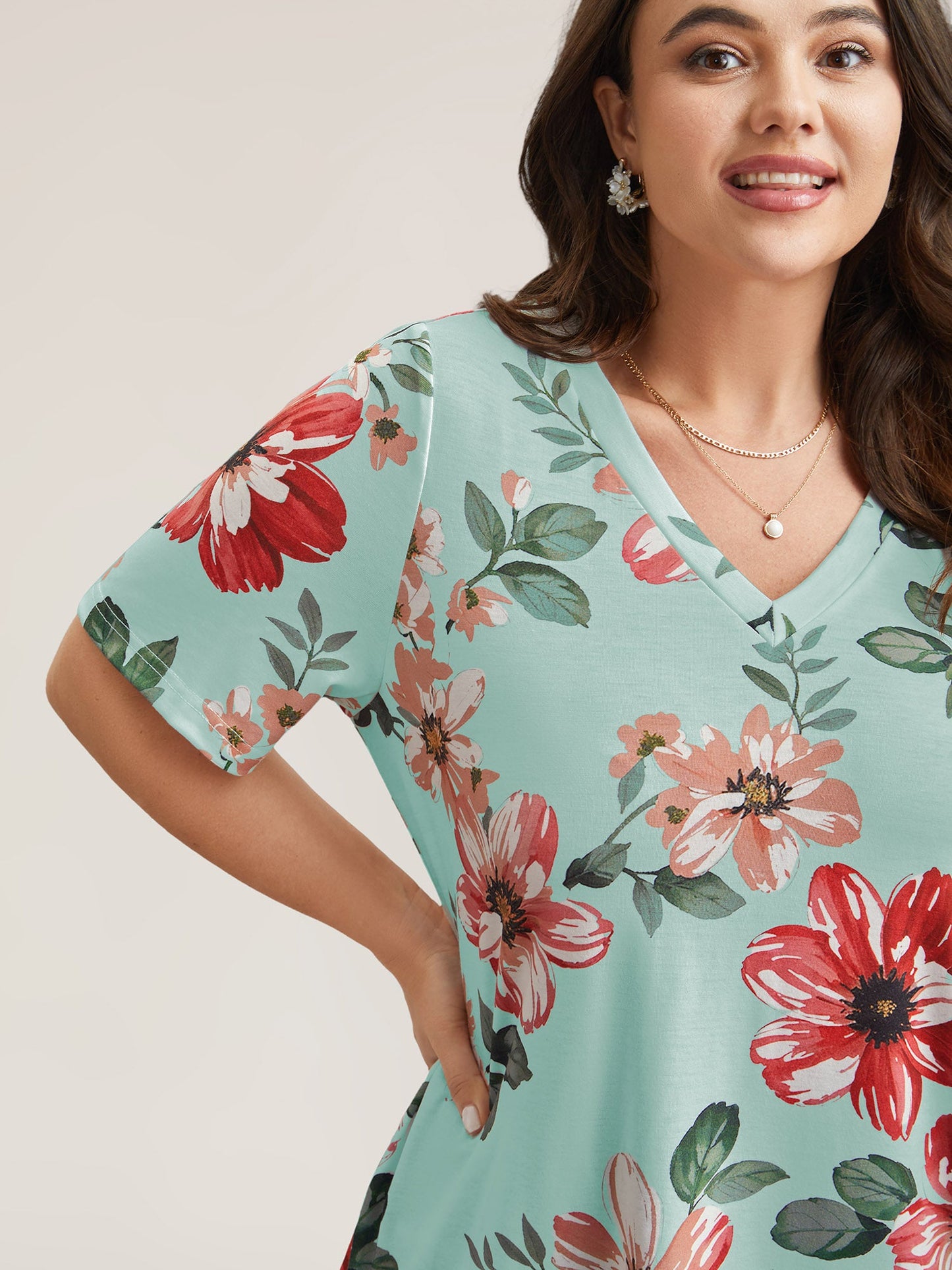 Mehrfarbiges Blumendruck V-Ausschnitt T-Shirt