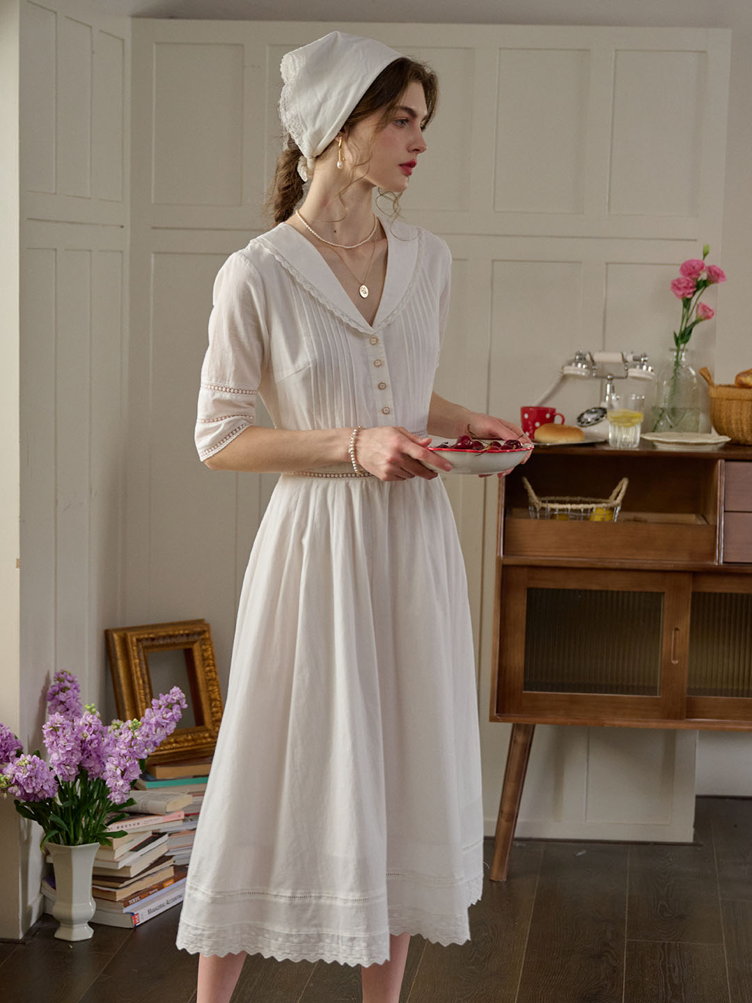 Fiona – Midi-Kleid aus 100% Baumwolle mit V-Ausschnitt