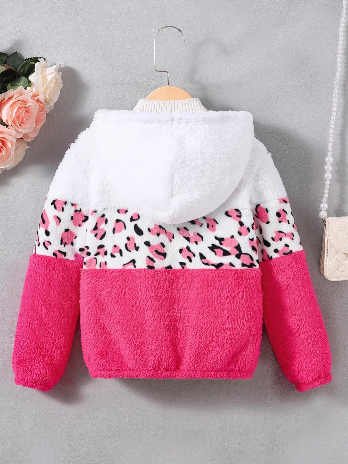 Pull peluche rose enfant