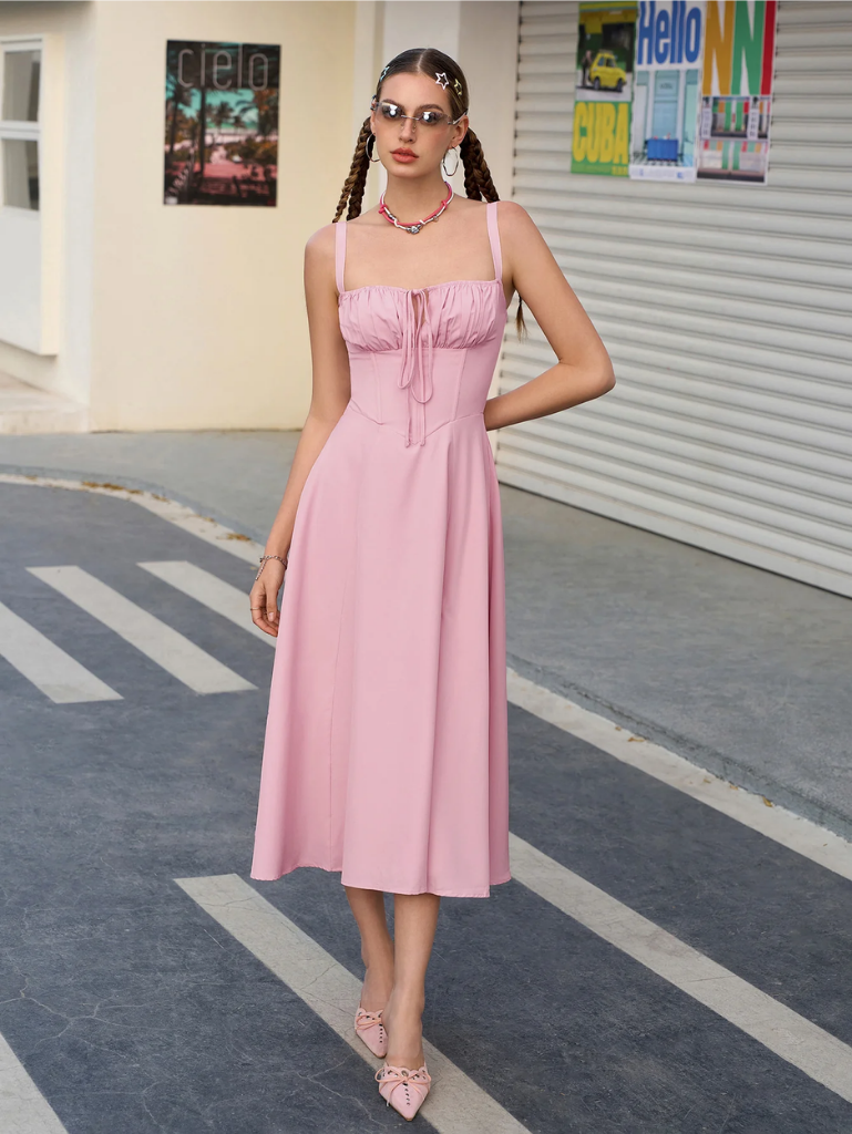 Gerüschtes Bustier Kleid mit Spalt und Trägern