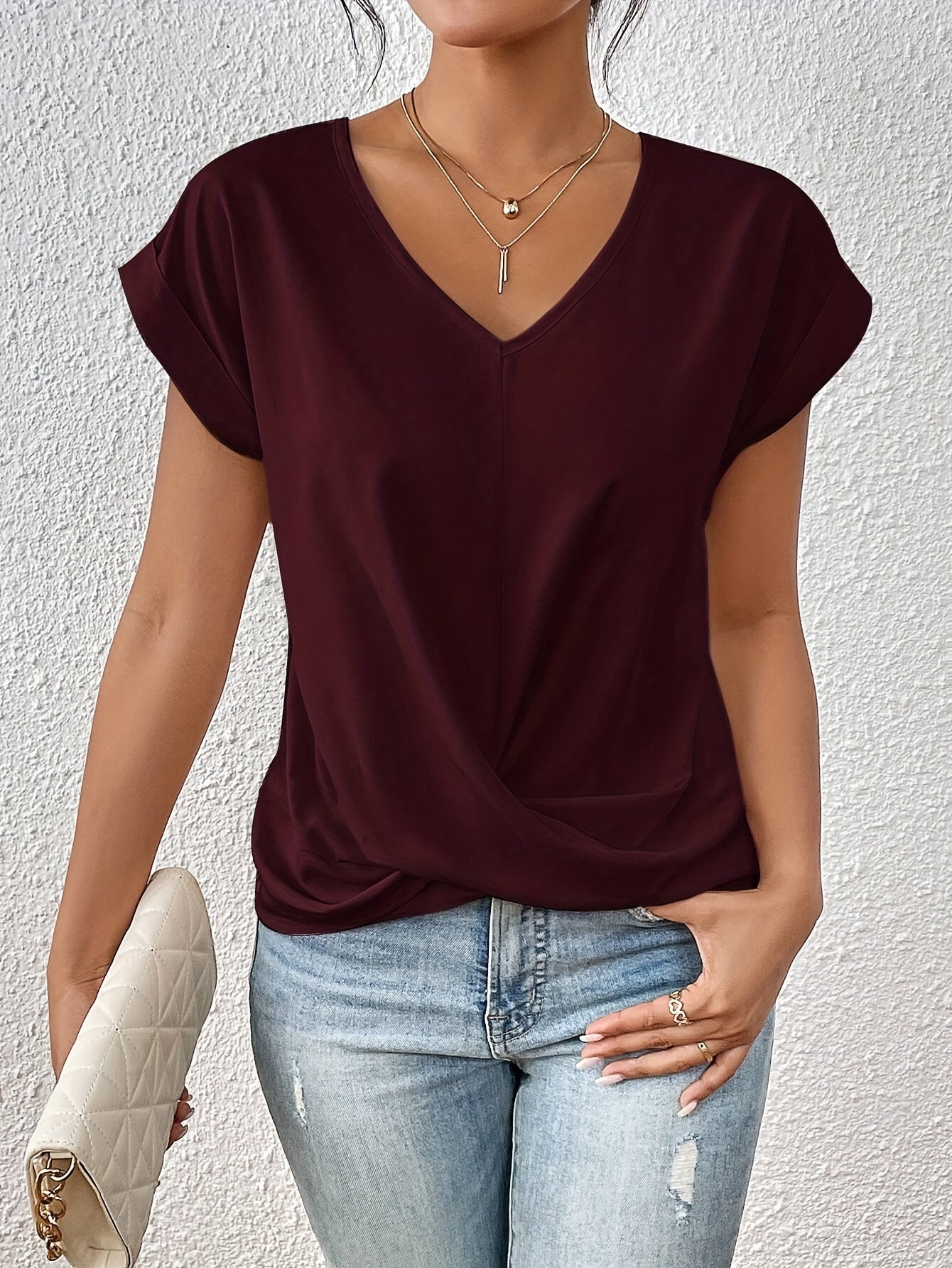 NOVERA™ – Lässiges T-Shirt mit Herzausschnitt