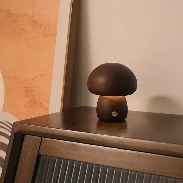 Lampe de table champignon en bois