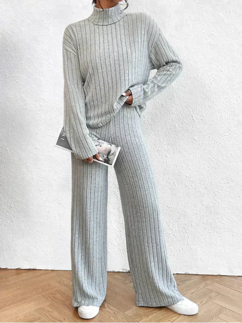 Ensemble pantalon et col roulé en maille pour femme