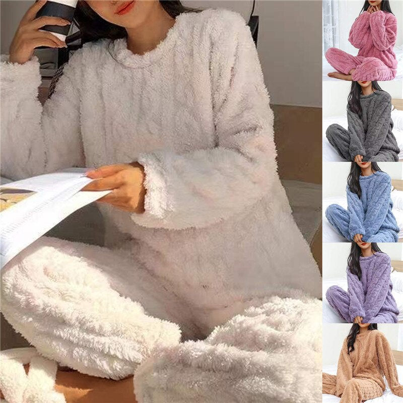 Pyjamaset en toison pour les femmes