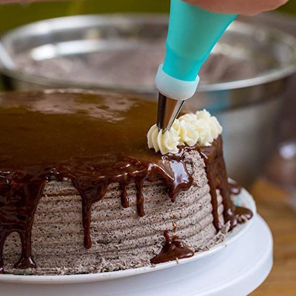 Backen Sie schöne und professionelle Kuchen